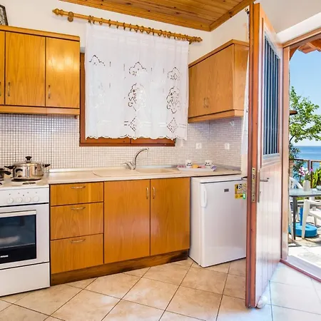 Anthi Apartmán Alikí