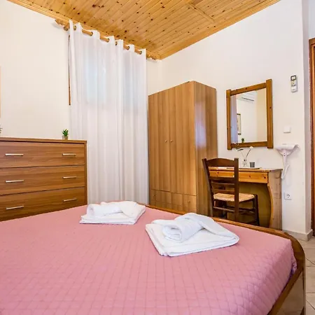 Anthi Apartmán Alikí