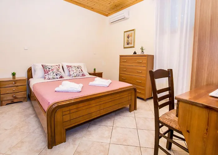 Apartament Anthi Alikí