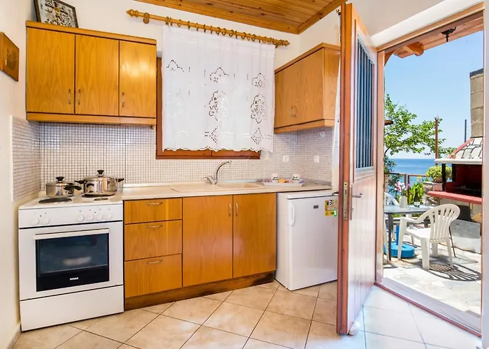 Anthi Apartament Alikí